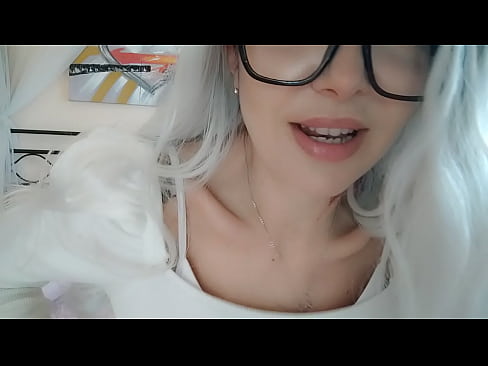 ❤️ stepson, ha xishoon! kacsiga waa caadi. Hooyada aan qabo waxay barataa inay is-xakamayso Porno Guri